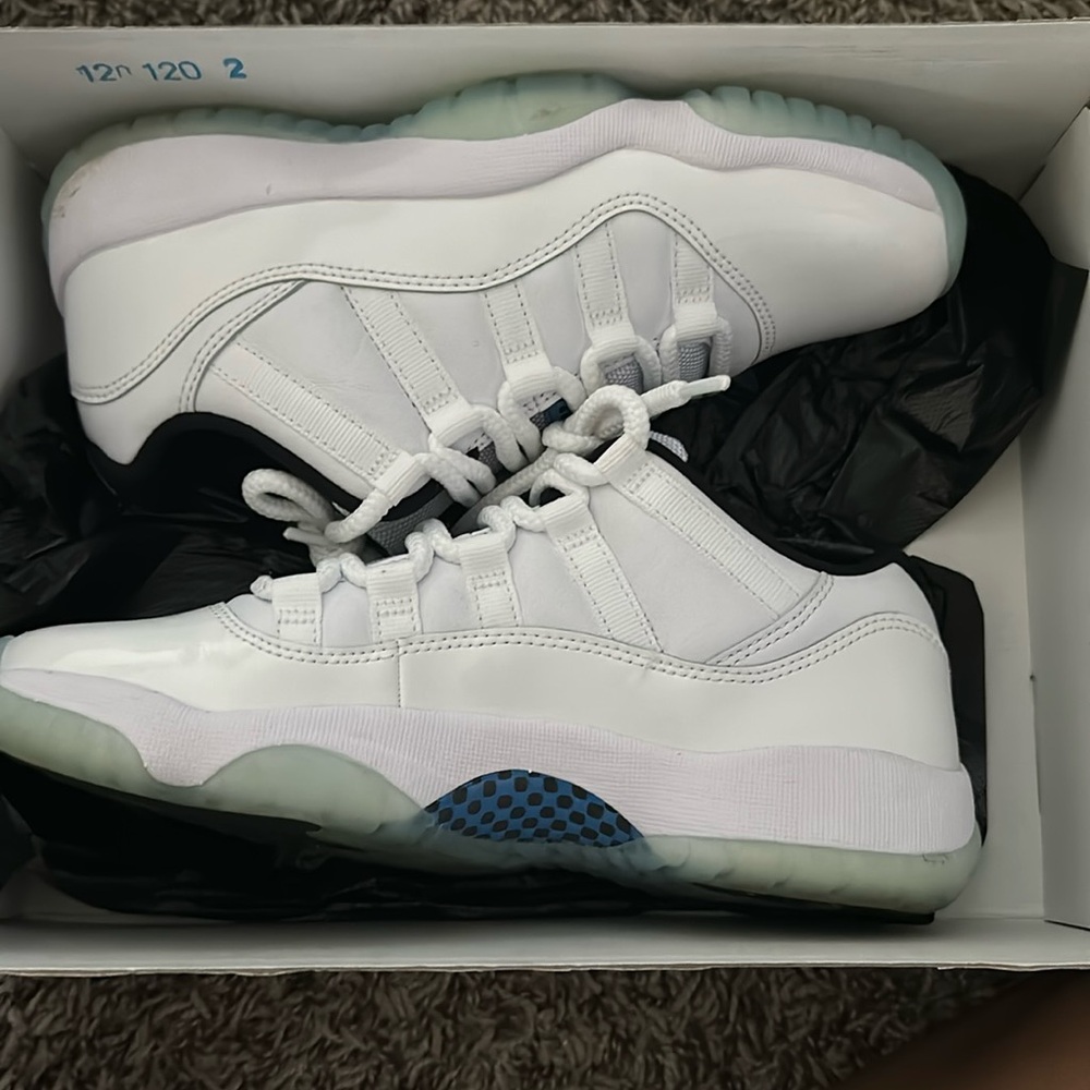 Jordan’s 11s